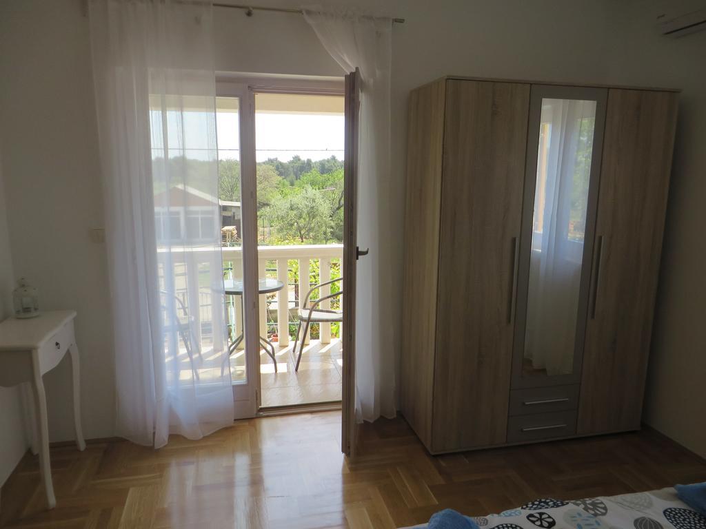Filipovic Apartments With Pool 比奥格勒·纳·莫鲁 外观 照片